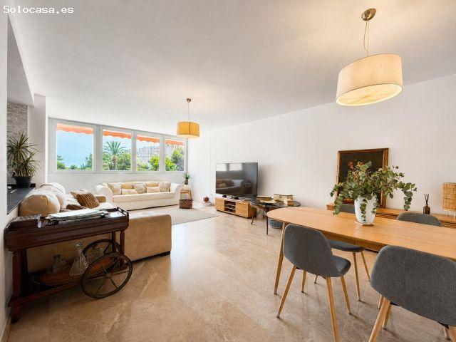 Piso completamente reformado de 3 dormitorios con garaje y urbanización en Playa de San Juan