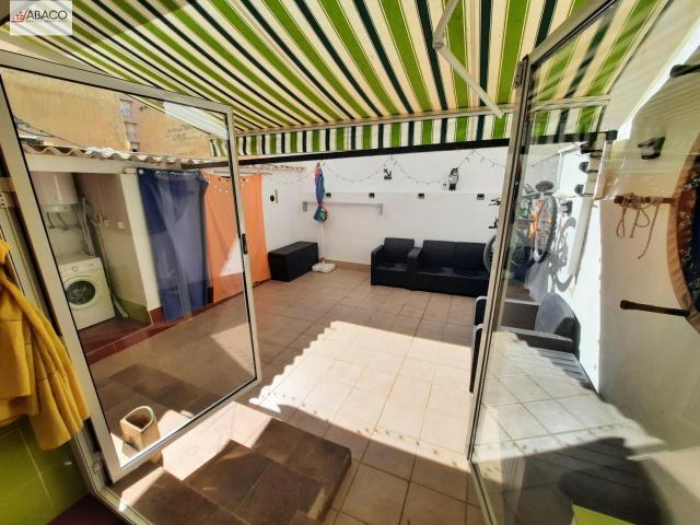 Piso con 25 m2 de terraza en Torrellano