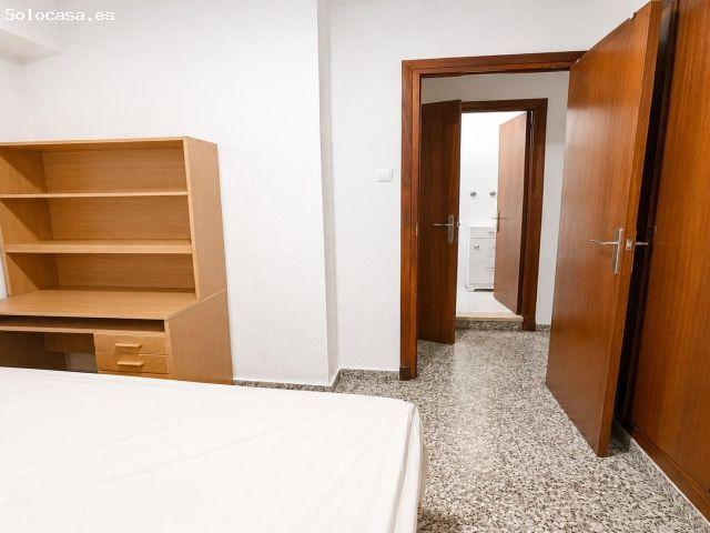 Piso con 3 habitaciones cerca de Angel Guimera