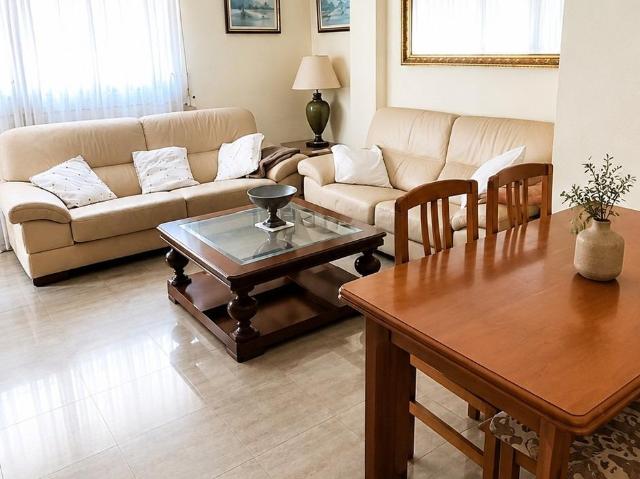 Piso con 3 habitaciones en Campanar