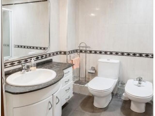 Piso con 3 habitaciones en Campanar
