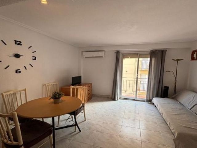 Piso con 3 habitaciones ideal para estudiantes | Betero