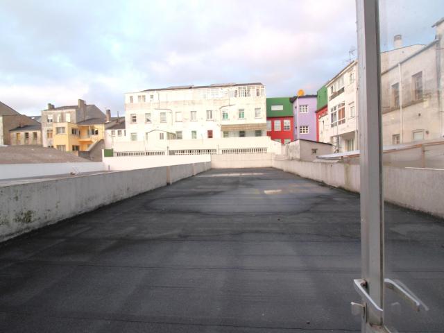 PISO CON TERRAZA CERCA DE LA MURALLA