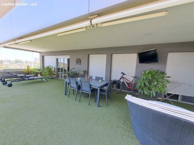 Piso con terraza de 100 metros, 3 Habitaciones y 2 Baños, Corte Ingles Elche
