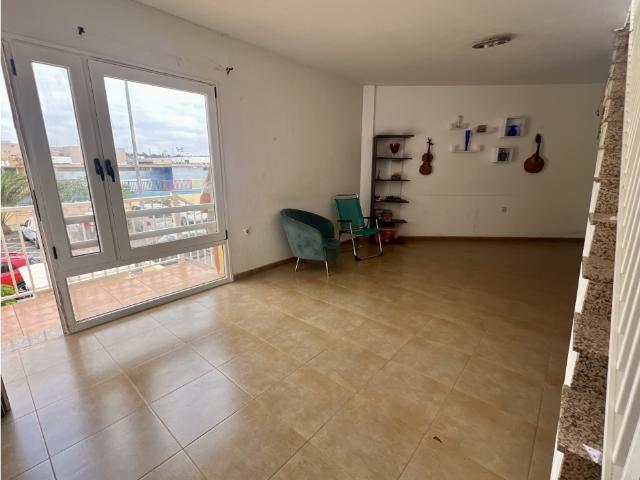 Piso con terraza exclusiva en azotea en Fabelo Puerto del Rosario