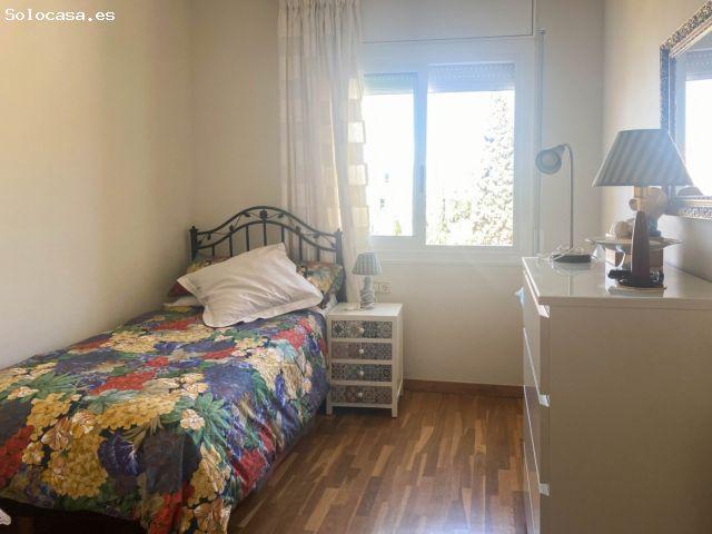 Piso con terraza en zona Els Molins