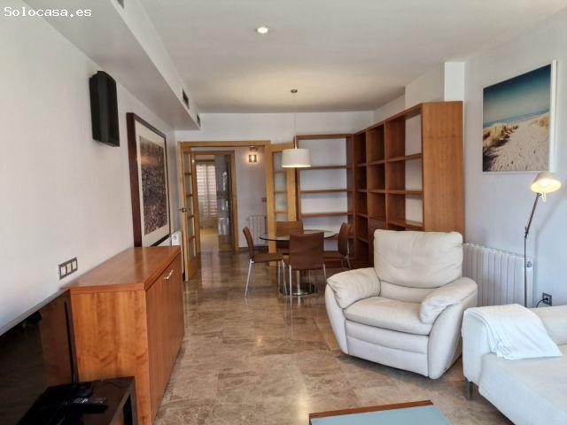 Piso con terraza, piscina y plaza de garaje