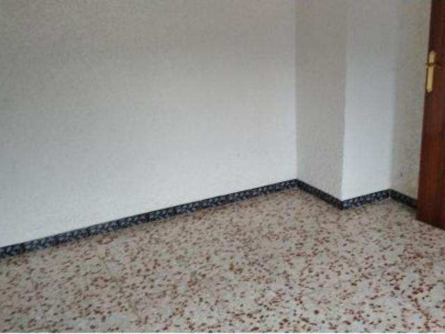 PISO CON TERRAZA