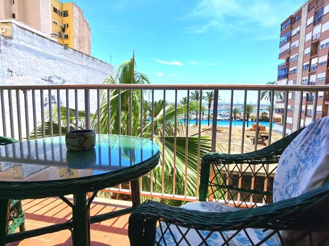PISO CON VISTAS AL CLUB NAUTICO