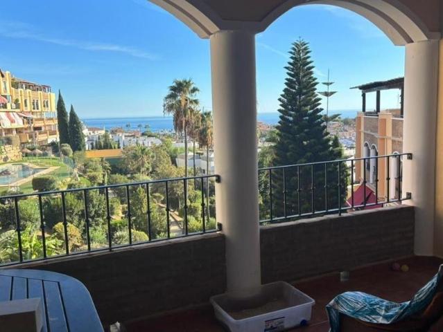 Piso con Vistas al Mar, Orientación Sur, Piscinas y Garaje Incluido en Riviera del Sol