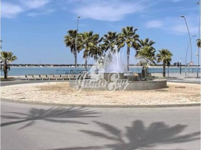 Piso con Patio zona Playa