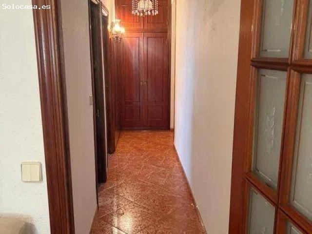 Piso con ascensor y terraza en zona Viñuela–Rescatado | Una excelente oportunidad para vivir o inver