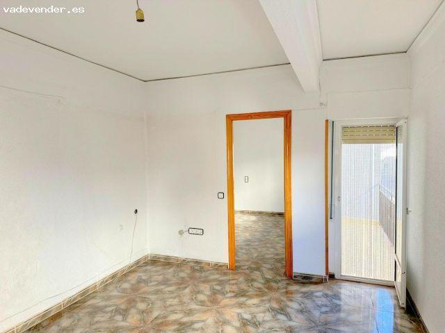 PISO CON BALCÓN Y TERRAZA EN VALLADA