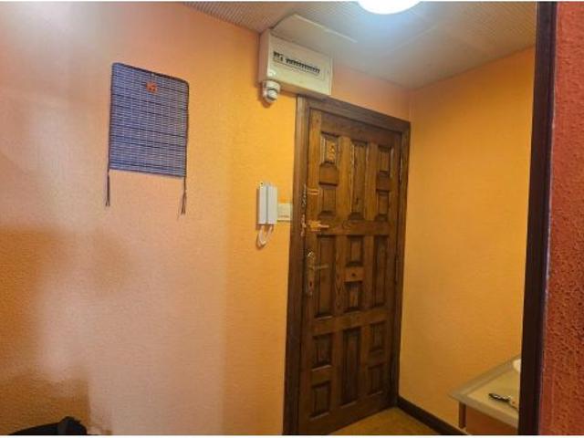 ? Piso con Buhardilla en Calle Rábago | Oportunidad en Torrelavega