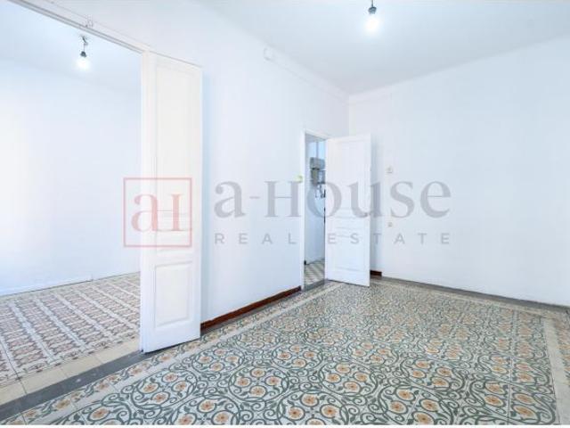 PISO CON DOBLE ORIENTACIÓN Y BALCÓN EN LA NOVA ESQUERRA DE LEIXAMPLE