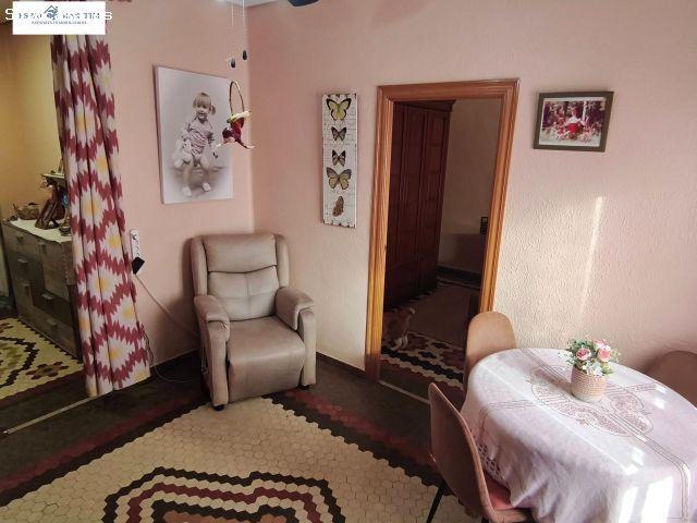 Piso con encanto en Campamento Paterna