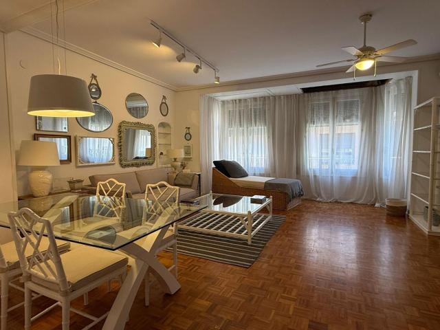 PISO CON ENCANTO EN EL CENTRO, Alquiler