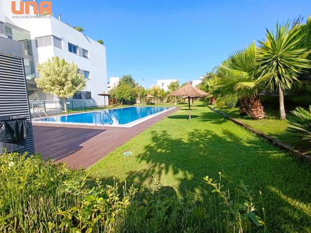 Piso con excelentes calidades en zona Hipercor/Turruñuelos, plazas de garaje y trastero