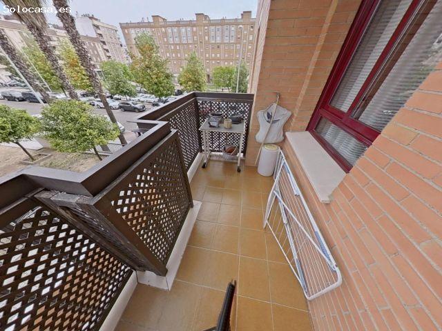 ¡ PISO CON GARAJE OPCIONAL Y TERRAZA, JUNTO A VISTALEGRE !