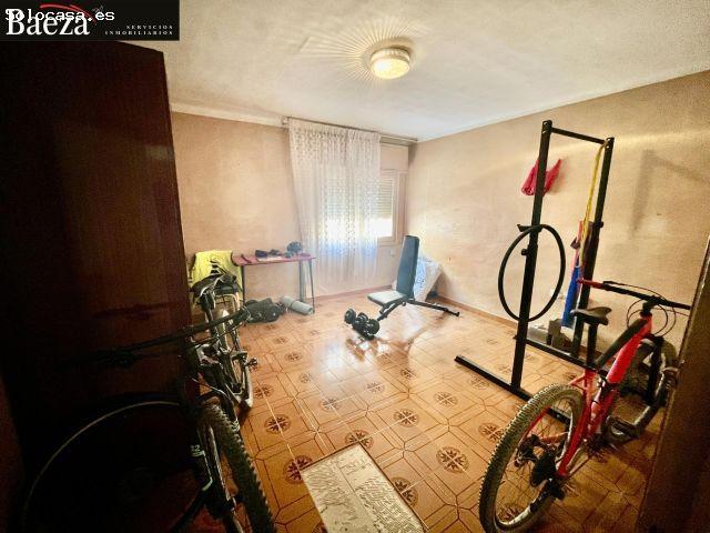 Piso con gran potencial en el corazón de San Juan de Alicante