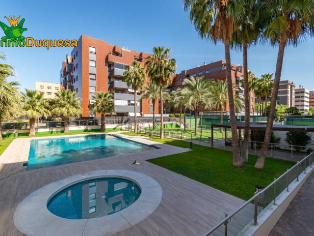 Piso con gran terraza de 61 m² en zona Parque de las ciencias