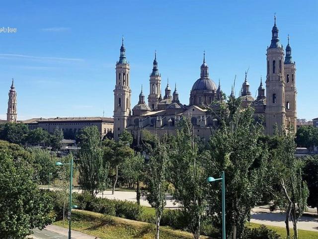 Piso con inmejorables vistas al Pilar !
