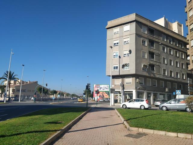 PISO CON INQUILINO VIVIENDA A RENTABILIDAD SOLO INVERSORES