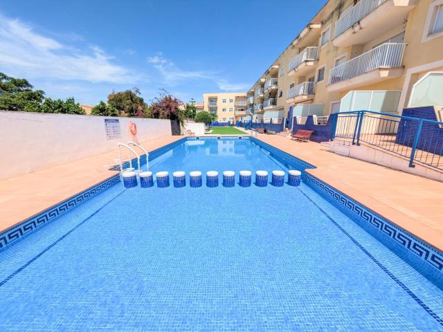 PISO CON LICENCIA TURÍSTICA Y PISCINA EN SANT JAUME D'ENVEJA