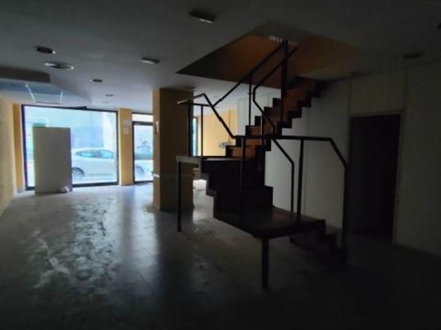 Piso con local comercial en El Ejido