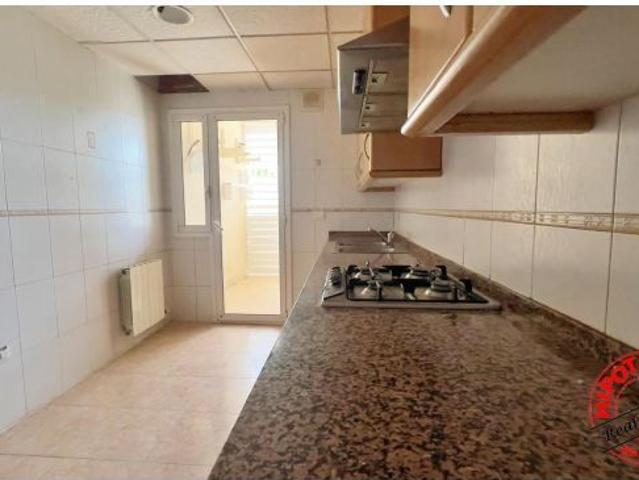 PISO CON PARQUING Y TRASTERO EN VENTA CON HIPOTECA 100% APORTE SOLAMENTE LOS GASTOS DE COMPRA
