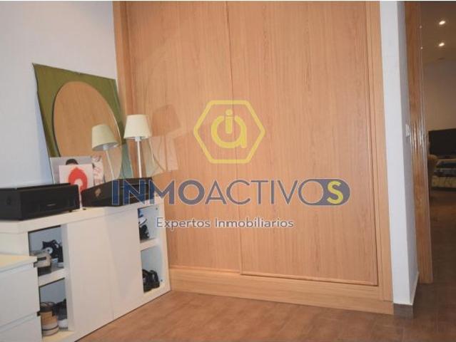 PISO CON PATIO USO PRIVADO EN EL CORAZÓN DE ARAPILES CHAMBERÍ