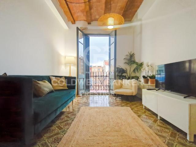 Piso con suelos originales y volta catalana en El Eixample. 0m² Barcelona