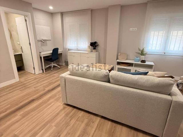 Piso, Conde de Ureña, Málaga