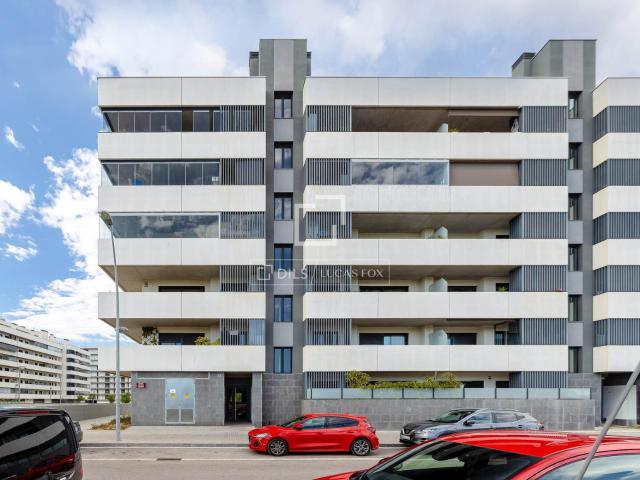 Piso contemporáneo de 119 m² construidos en 2020, ubicado en. 119m² Barcelona