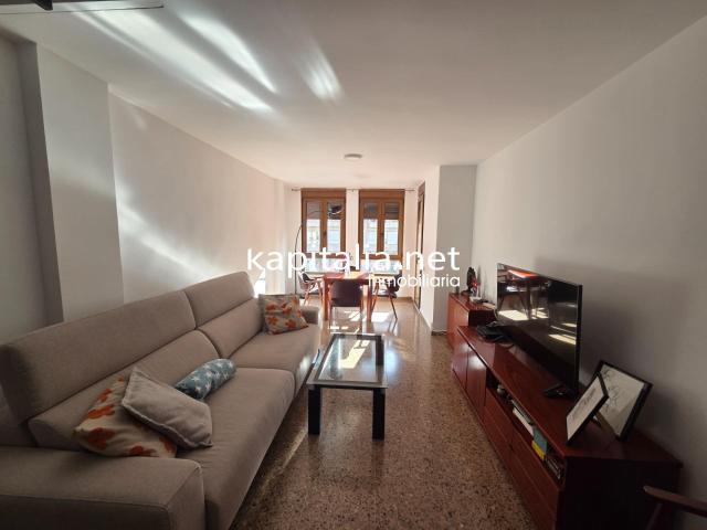 Piso Dúplex Reformado con Terraza Propia a la venta en Ontinyent