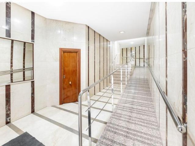 PISO DE MAS DE 150 MTRS JUNTO A EMPERATRIZ EUGENIA