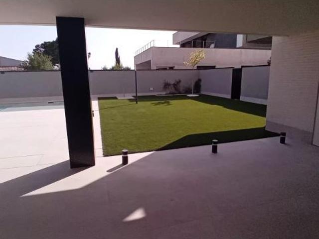 PISO DE NUEVA CONSTRUCCIÓN EN ZONA DE CIUTAT JARDÍ