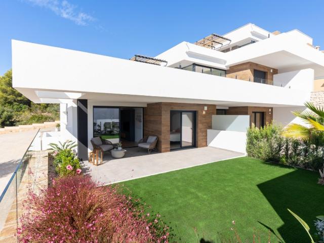 Piso de obra nueva con arquitectura moderna en Benitachell