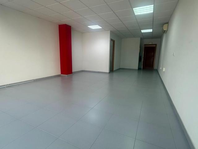 PISO DE OFICINA EN EL POLIGONO DE SAN GINES ALQUIILER