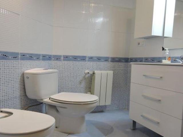 Piso de alquiler de 3 habitaciones y 2 bañós