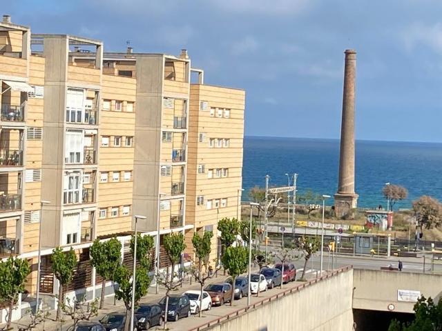 PISO DE ALQUILER EN MONTGAT ZONA LES MALLORQUINES