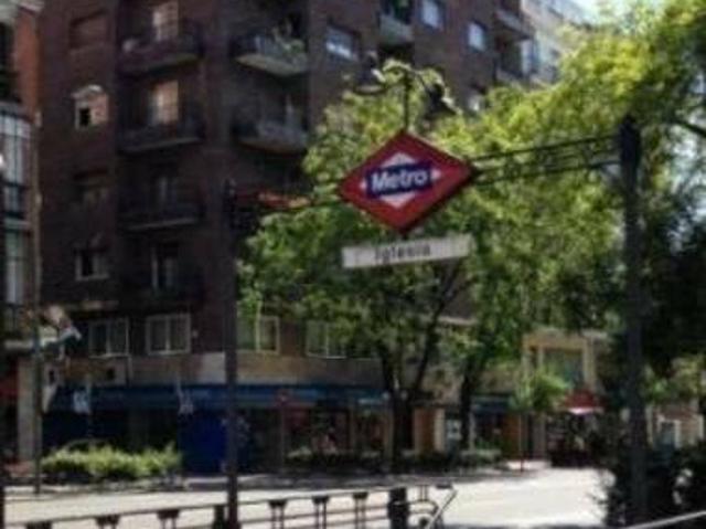 Piso de alquiler en Calle de Ponzano Almagro