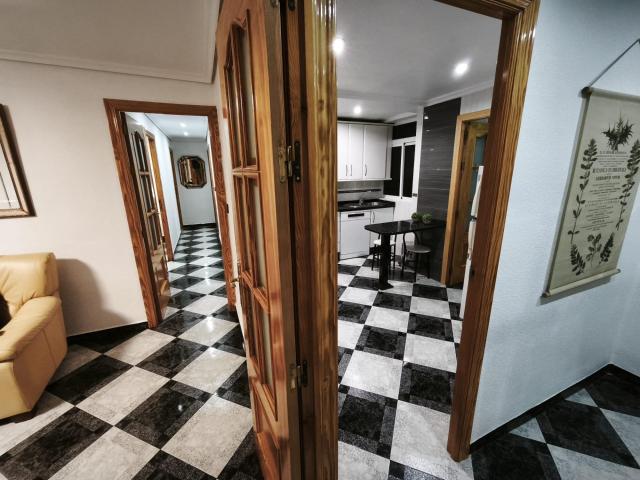 PISO DE ALQUILER EN CARLOS III