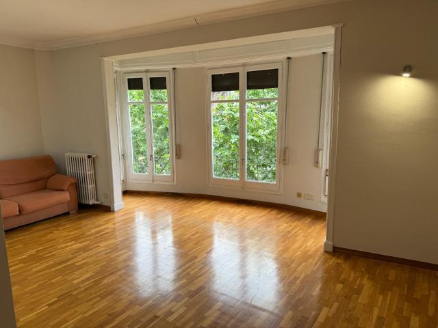 PISO DE ALQUILER EN PLENO CENTRO DE MANRESA