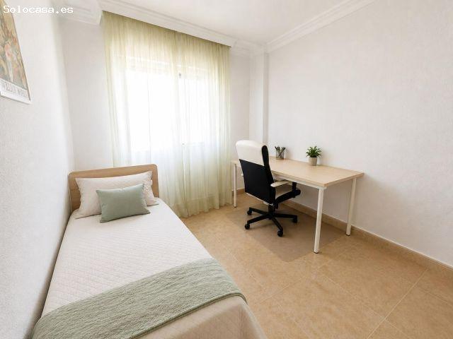 PISO DE ALQUILER PARA ESTUDIANTES EN ZONA DE HUELIN