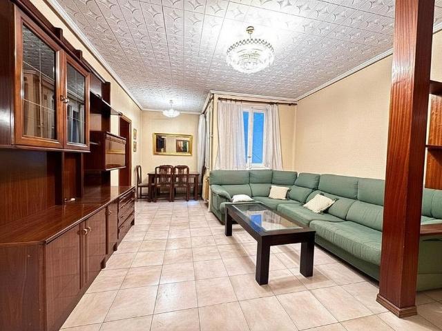 Piso de alto standing de 104 m2 en venta en Madrid, Comunidad de Madrid