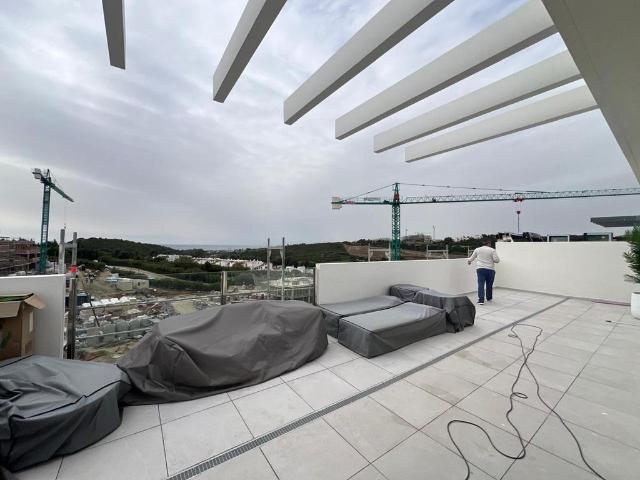 Piso de alto standing de 105 m2 en venta en Casares, España