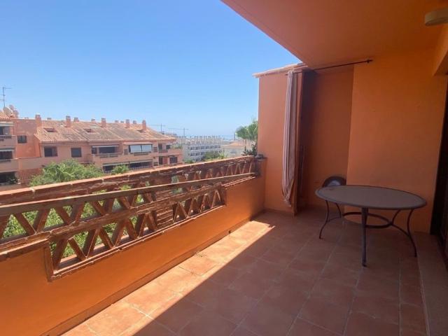 Piso de alto standing de 106 m2 en venta en La Carolina Guadalpin, Marbella, Málaga, Andalucía