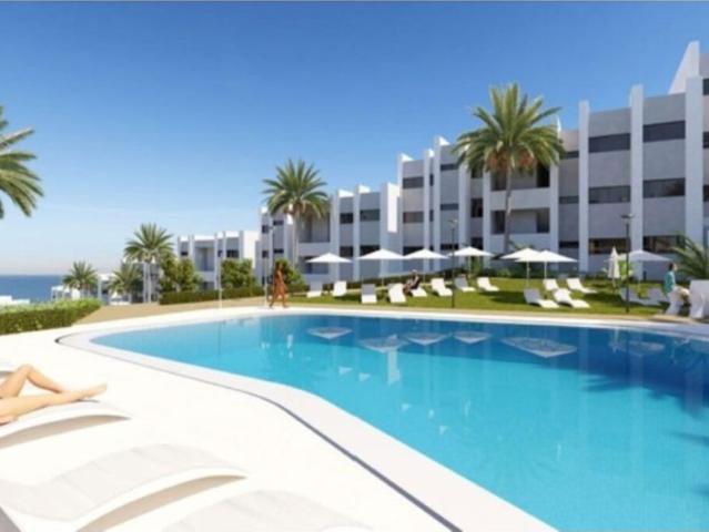 Piso de alto standing de 101 m2 en venta en Manilva, Andalucía