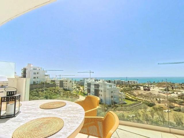 Piso de alto standing de 102 m2 en venta en Fuengirola, España